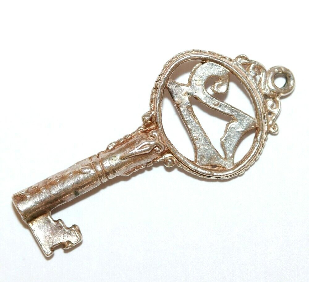 Vintage Sterling Silver Fancy 21st Birthday Anniversary Key Charm Pendant 2.5g