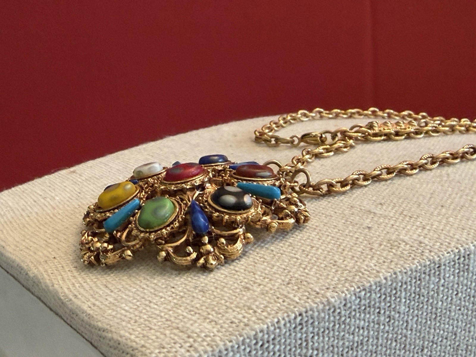 Vtg. Florenza Ornate Gold Tone Multi Color Cabochon Pendant Necklace 24” BinR