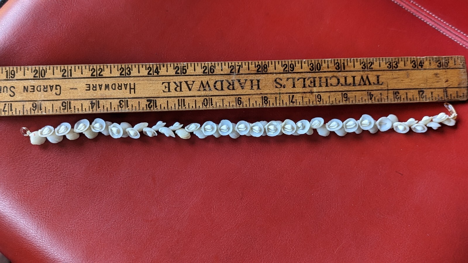 Vintage 16″ CHOKER White Art Deco Flower Shell Necklace Beach Momi Jewelry as is