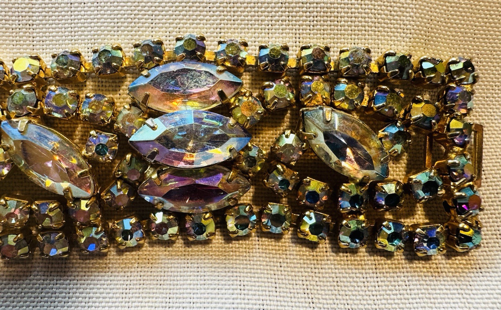 Vintage Unmarked Aurora Borealis AB Rhinestone Necklace Bracelet Gold-Tone