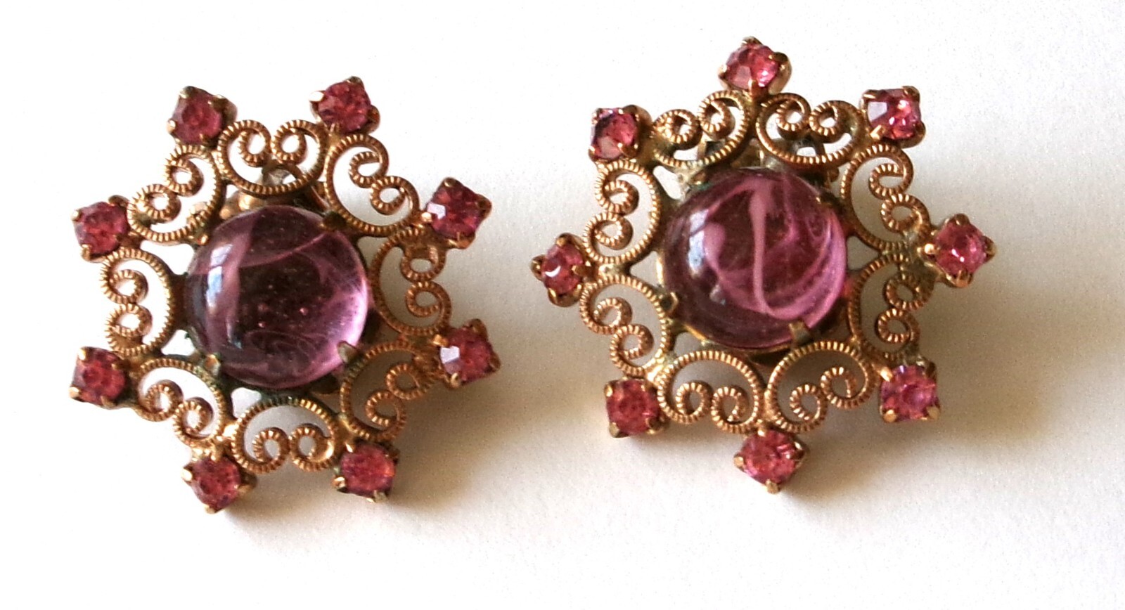 Vintage Weiss Signed Earrings Cip On Pink Rhinestone Filigree
