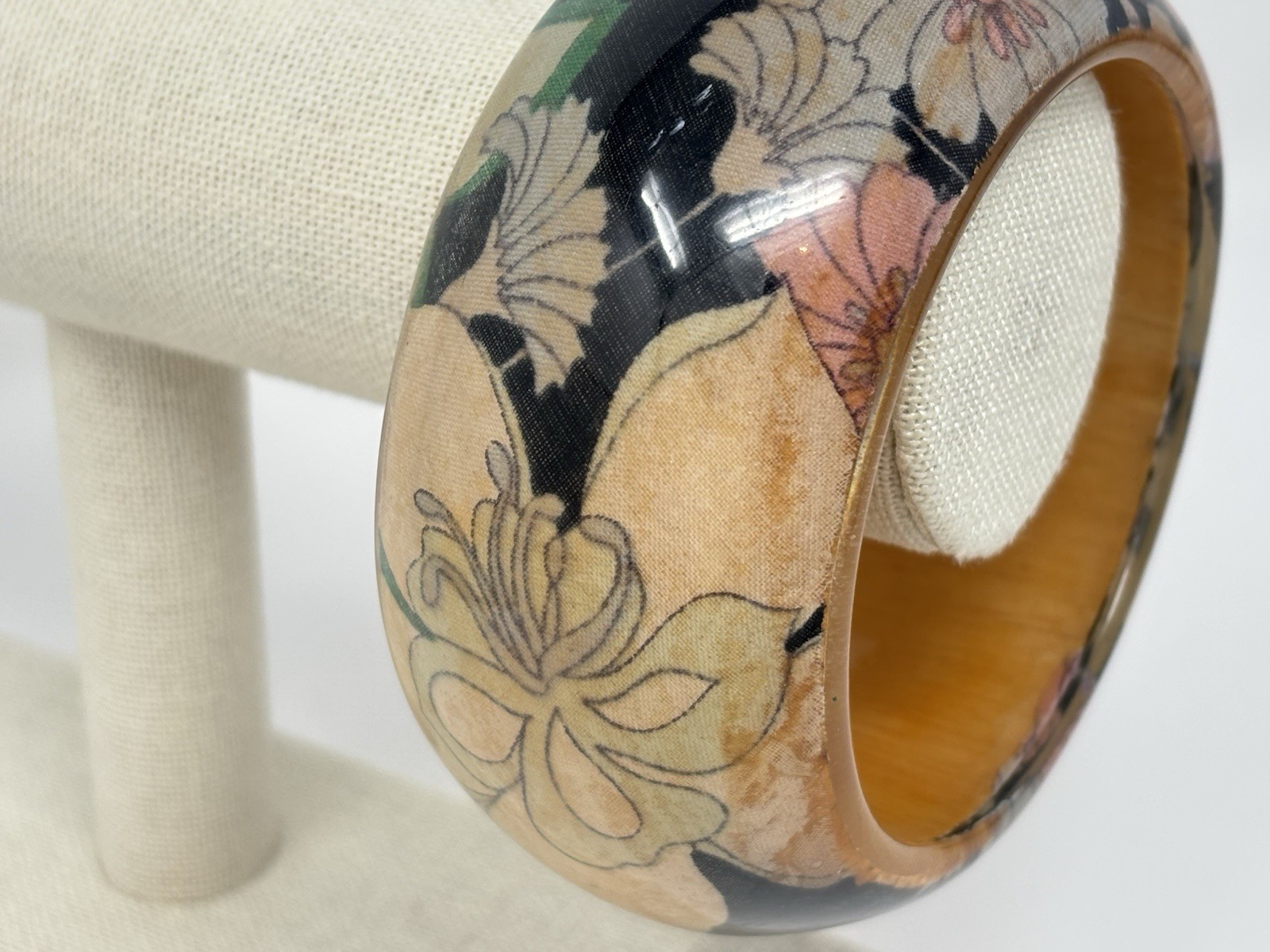 Vintage Chunky Floral Encased Wood Bangle Bracelet Y2K Boho 8″ Stackable