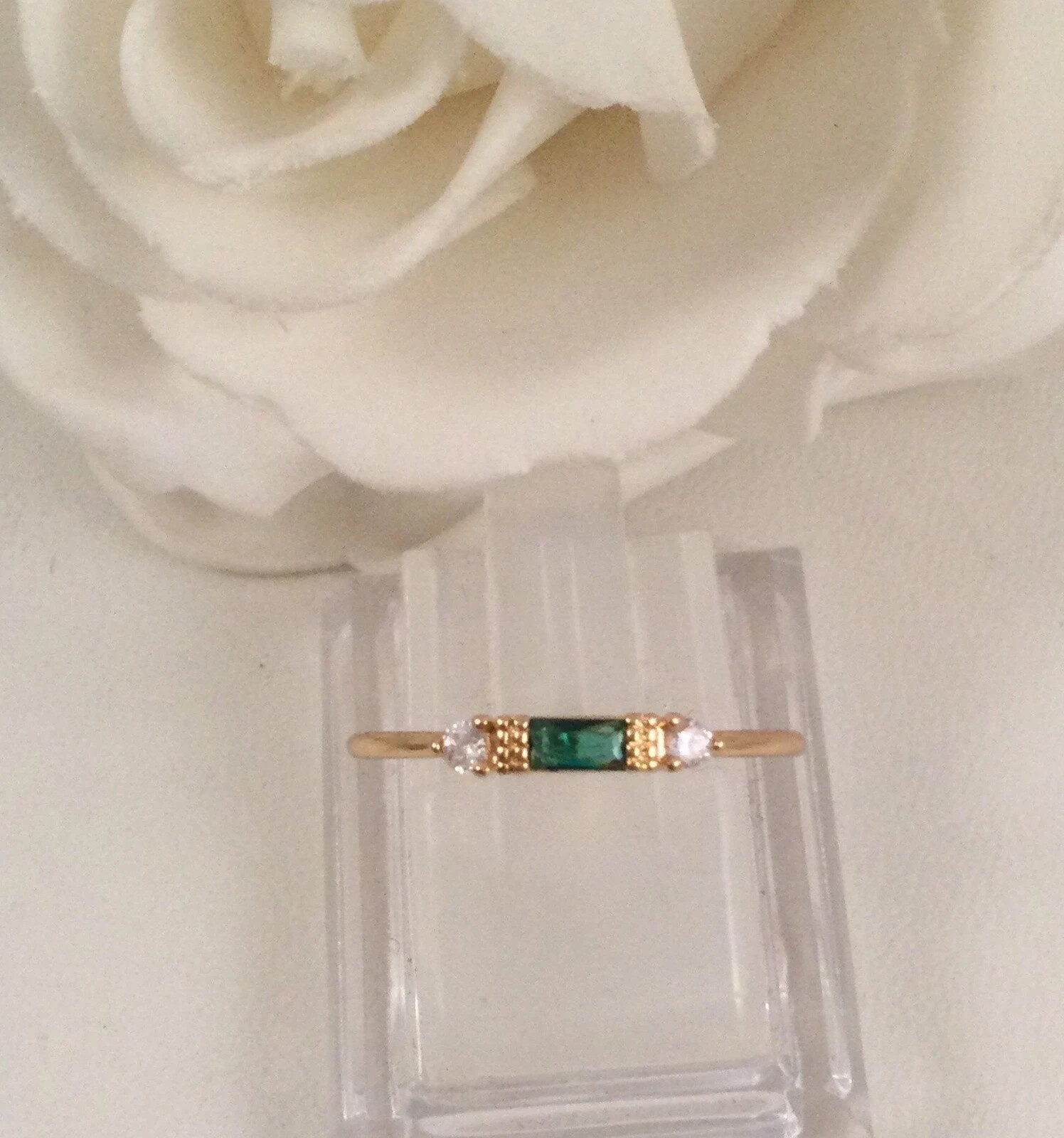 Vintage Jewellery Gold Ring Emerald White Sapphires Antique Deco Dress Jewelry
