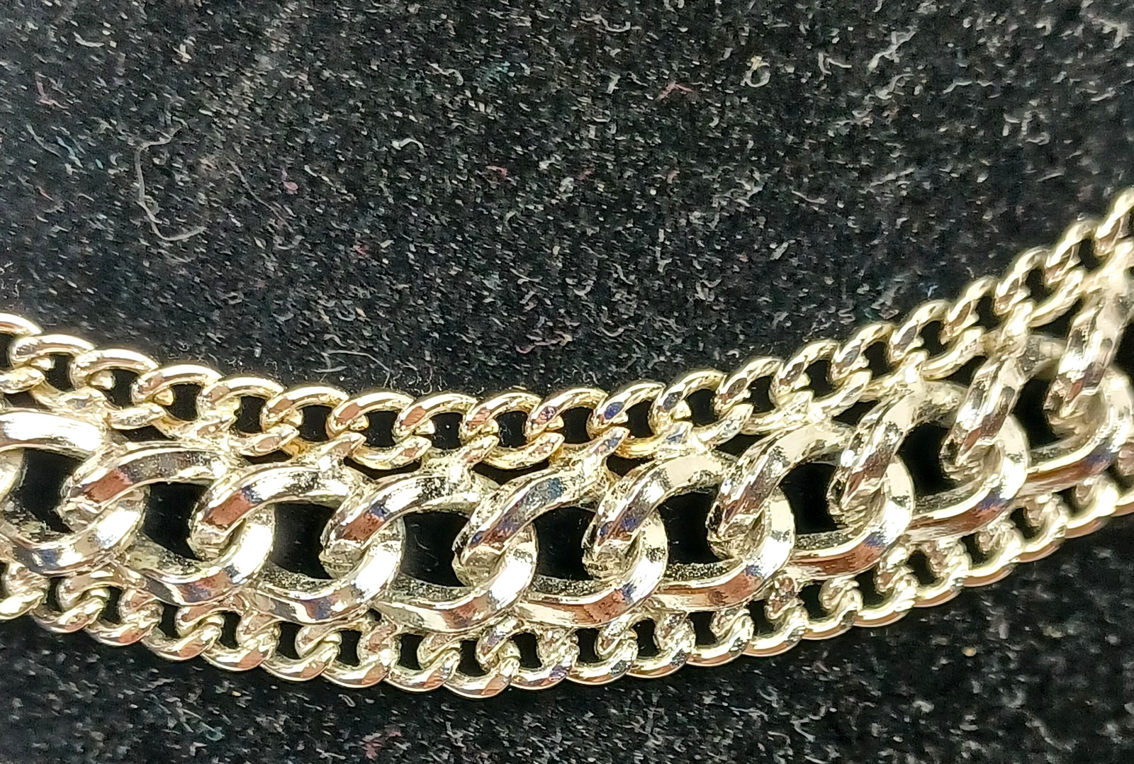 Vintage Sarah Coventry Silver Tone Chain Choker Necklace Signed 16″