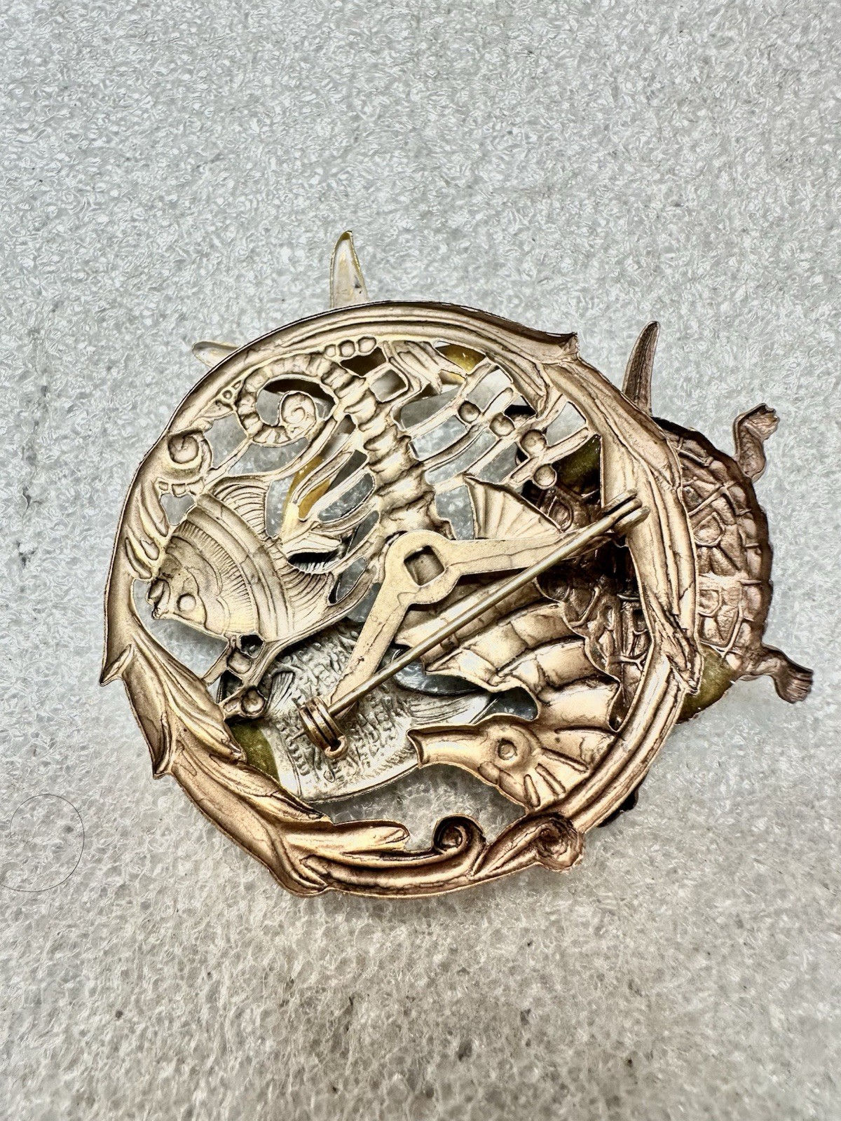 Vtg Mixed Metals Multi Layer Under Water OCEAN Creatures Brooch 2.25”