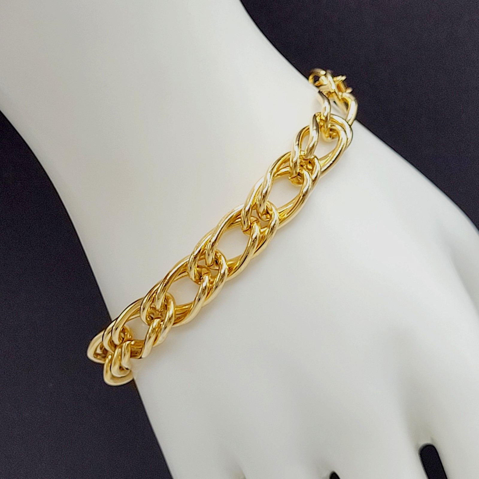 Fancy Oval Link Fancy Curb Shiny Gold Tone Vintage Chain Bracelet 7.25 Inch