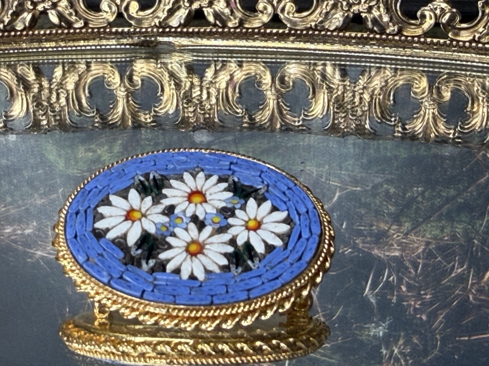 Vintage Italian Micro Mosaic Daisy Flower Floral Gold Tone Oval Pin Brooch