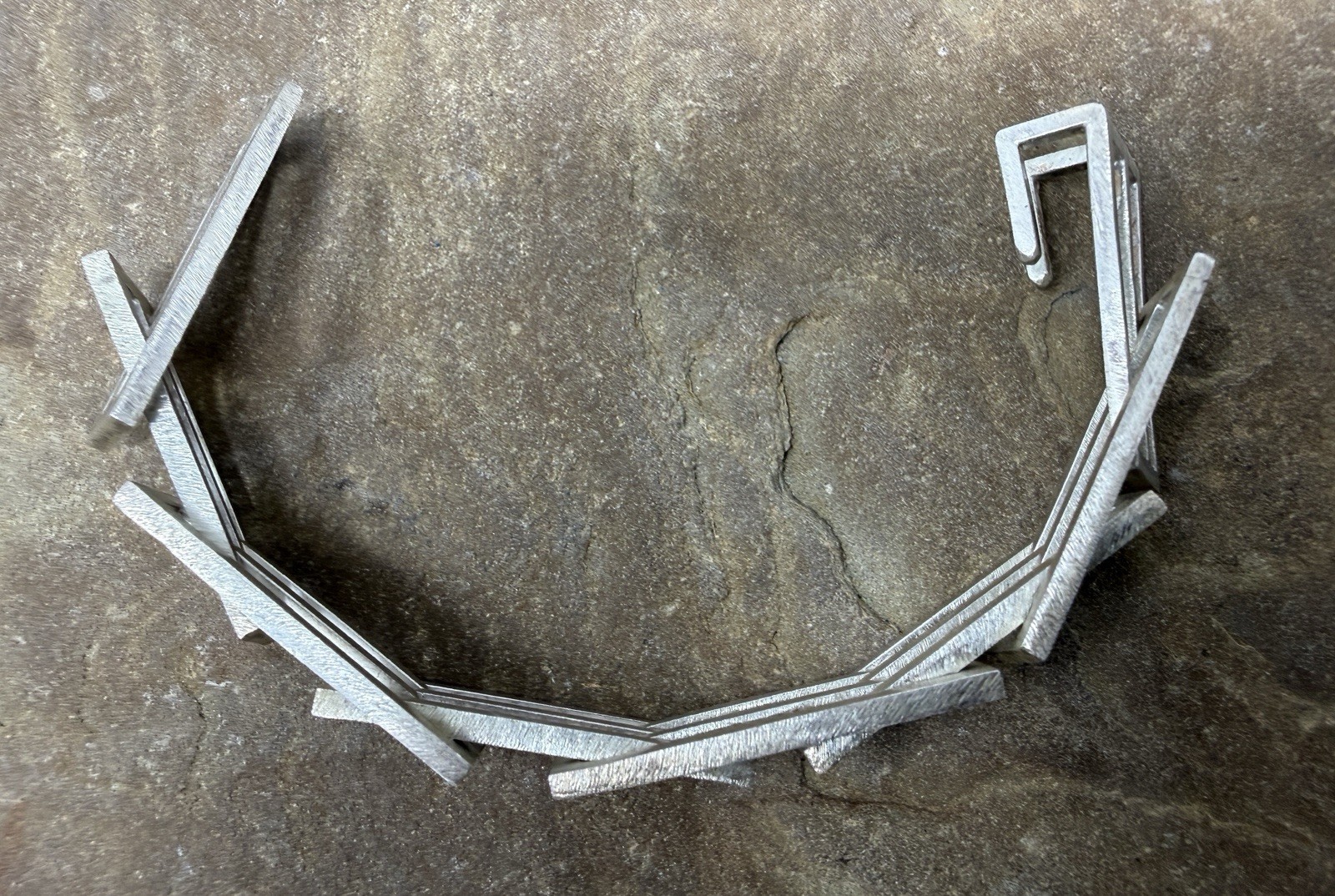 Mid Century Modernist Artisan Sterling Silver Rectangle Sculptural Bracelet 6″
