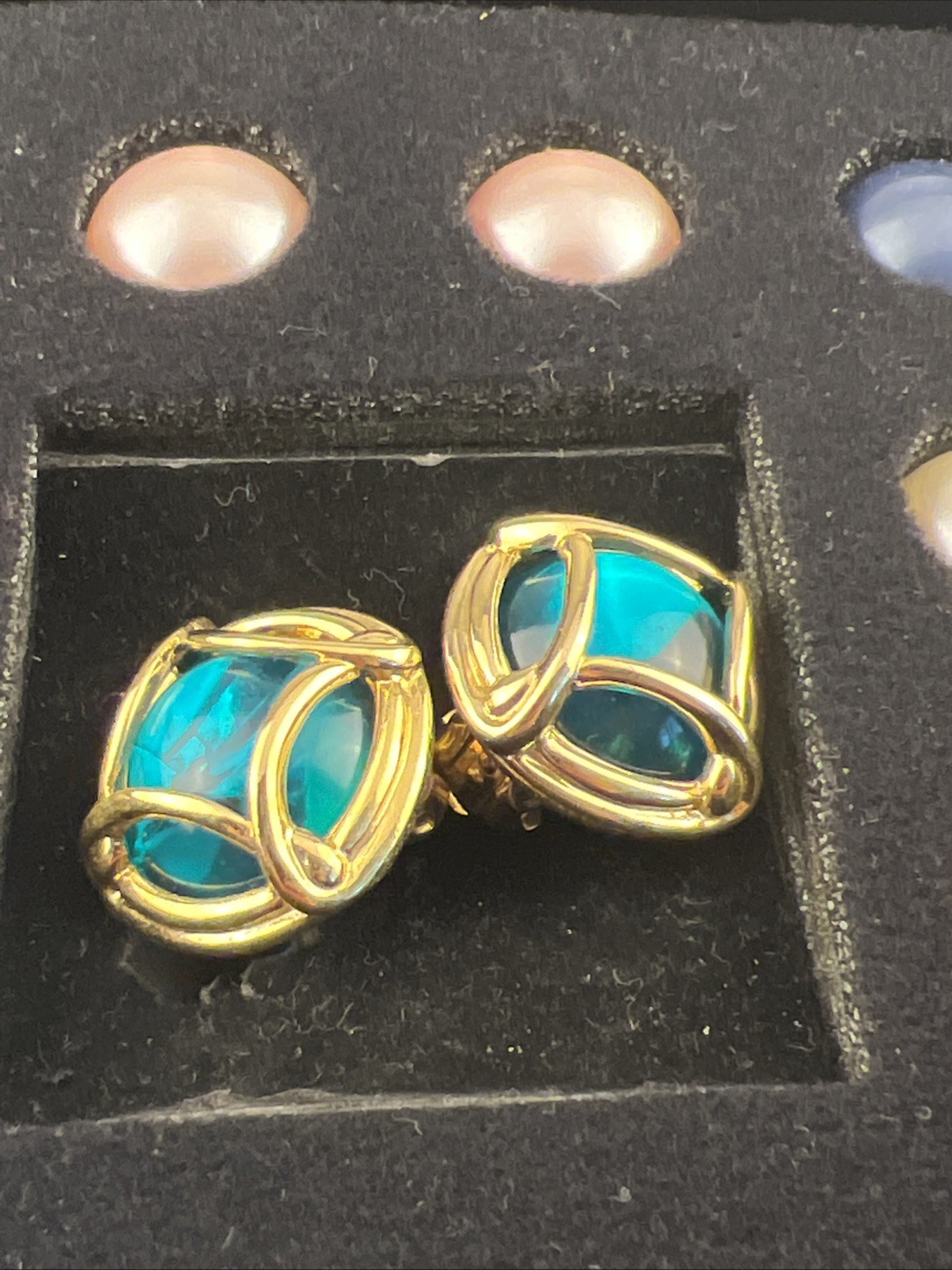 VTG JOAN RIVERS 10 Color Interchangeable Caged Cabachon Clip On Earring Set