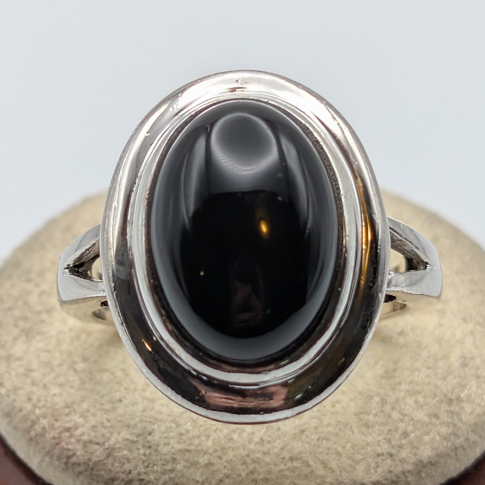 Vintage Sterling Silver Oval Black Onyx Solitaire Ring Size 6.5 Minimalist 925