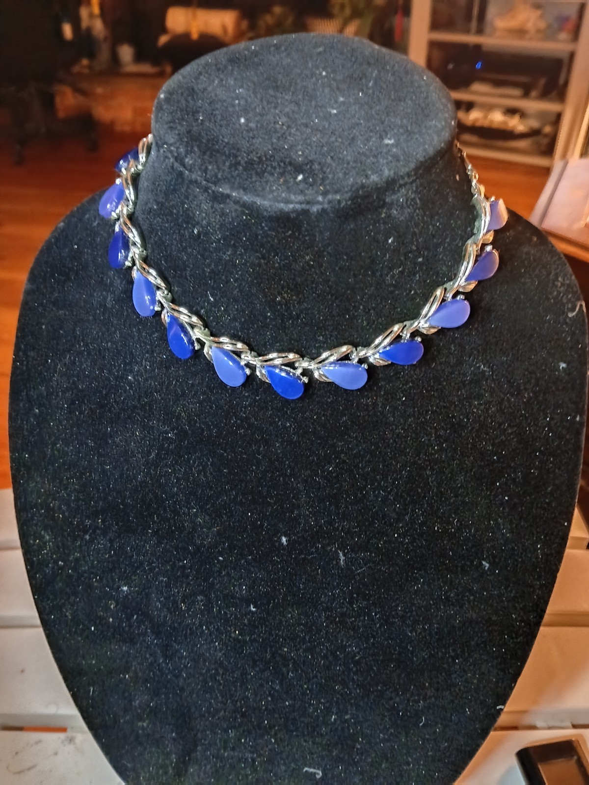 Vintage Cascading Choker Necklace