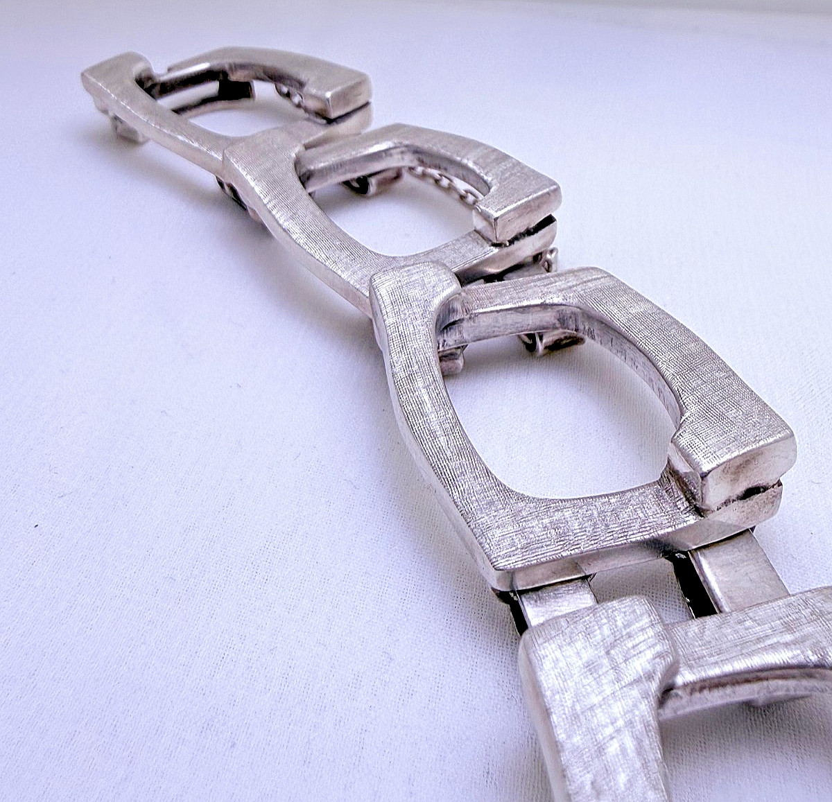 Vintage Modernist Belgiorno 900 Silver Bracelet 1970s Argentina 95.3 g 7.25 in
