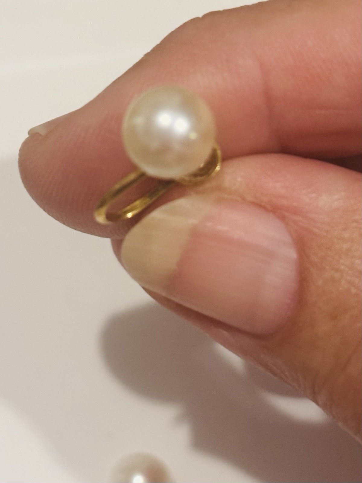 LANE CRAWFORD HONG KONG VINTAGE 196Os PEARL EARRINGS 14k. “LC” Stamped! Screw-on