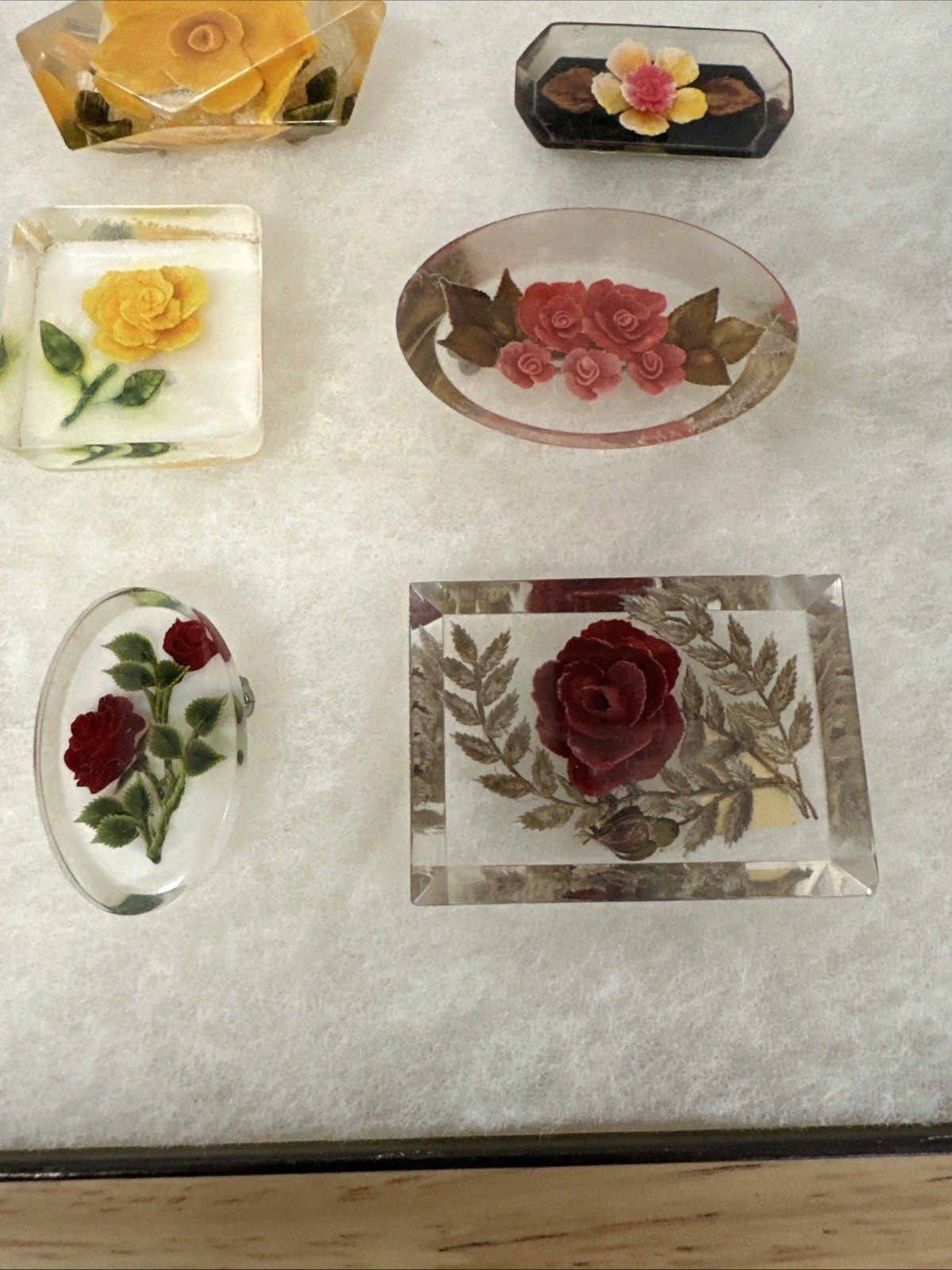 (28) Vintage Acrylic/Lucite? Hand Crafted Pressed Floral Brooch Pins, Pendants