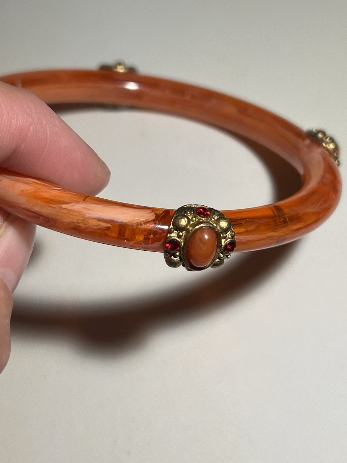 Vintage Lucite Plastic Orange Swirled Jeweled Bangle Bracelet 8.25”