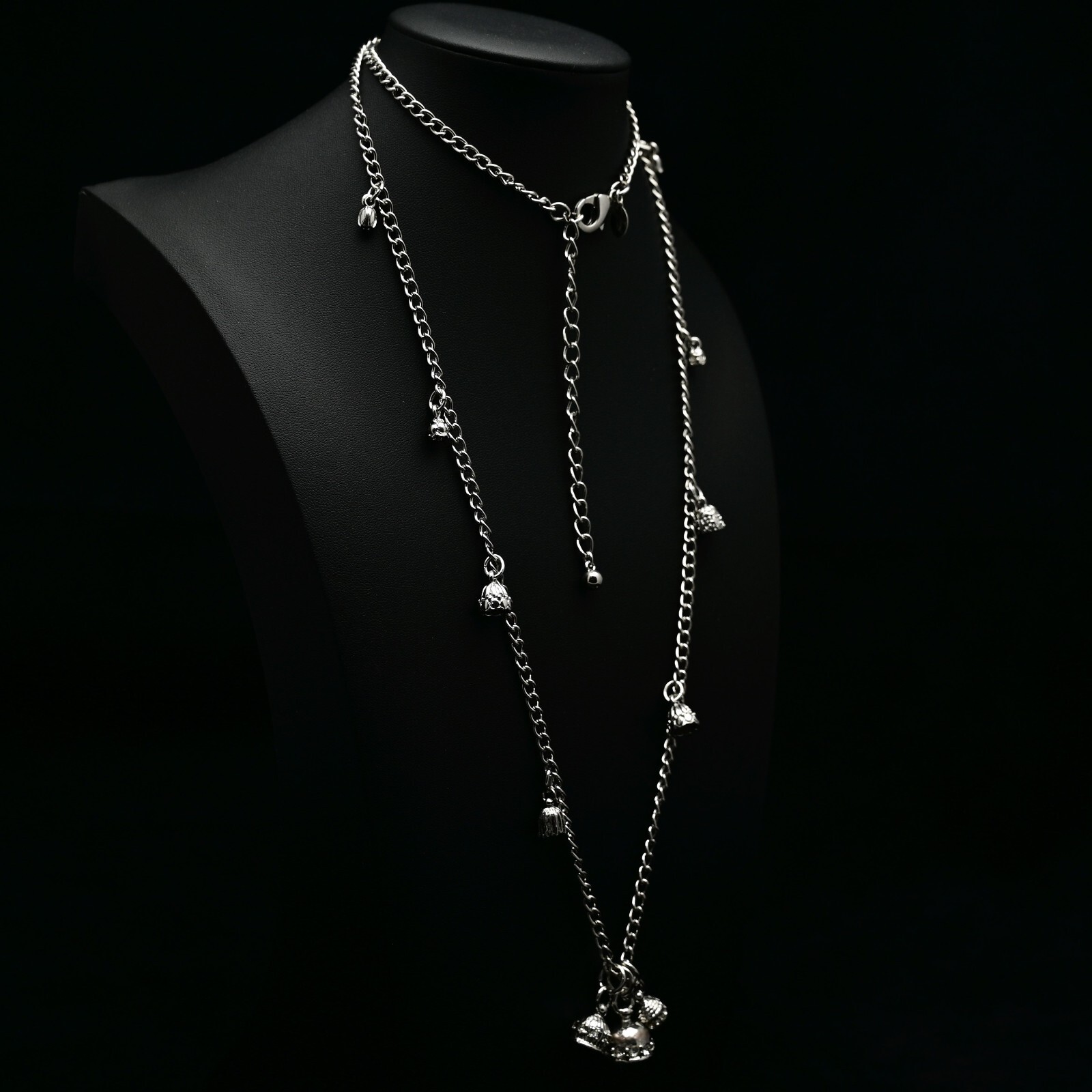 CHICOS Original Vintage Signed Silver Tassell Charm Drop Pendant Estate Necklace