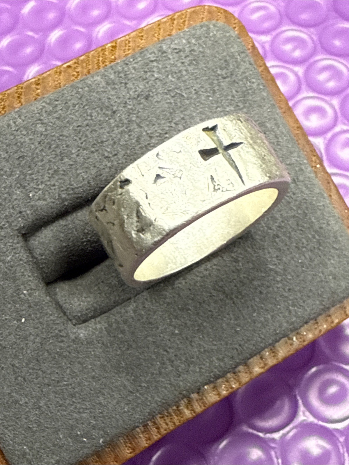 ❤️JAMES AVERY SIGNED STERLING SILVER RELIGIOUS CROSS WEDDING BAND RING Sz 9