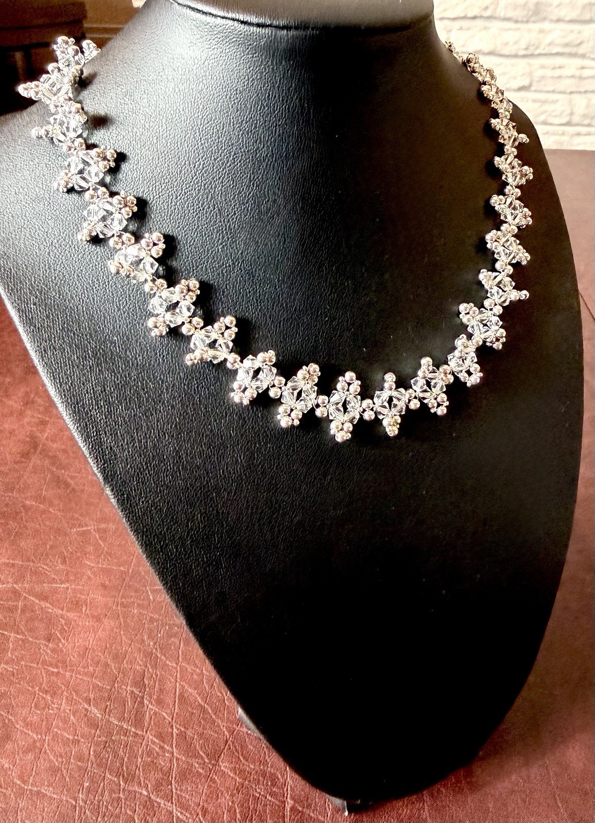 Handmade 925 Silver & Crystals beaded collar necklace W/925 Magnetic Clasp