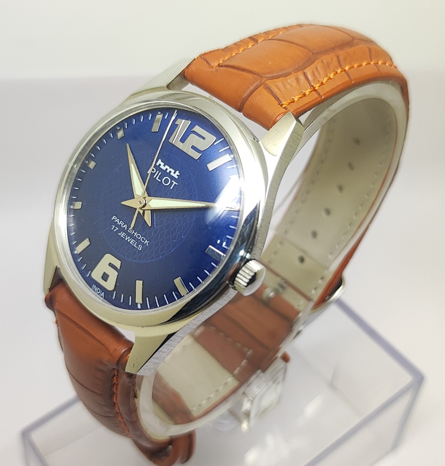 Vintage Hmt Pilot Blue Dial 17 Jewels Para Shock Mechanical hand winding Watch