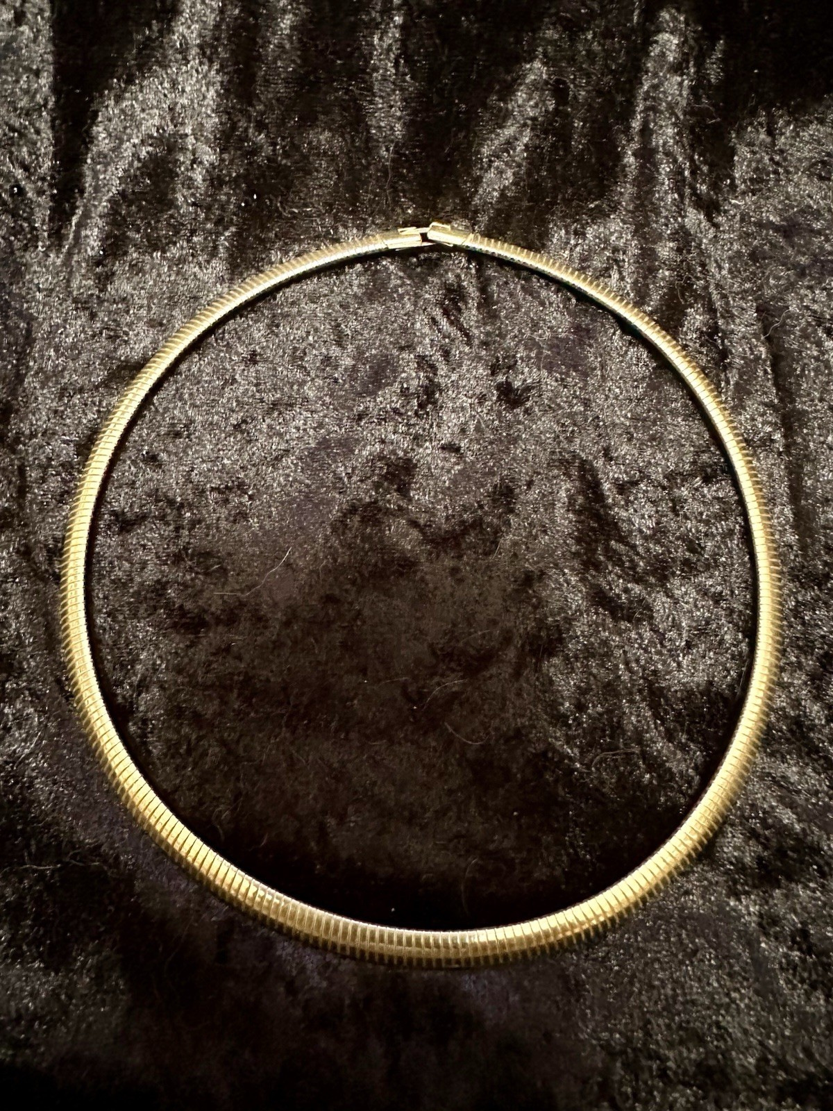 VINTAGE GOLD TONE FLAT SERPENTINE CHOKER CHAIN NECKLACE 14”