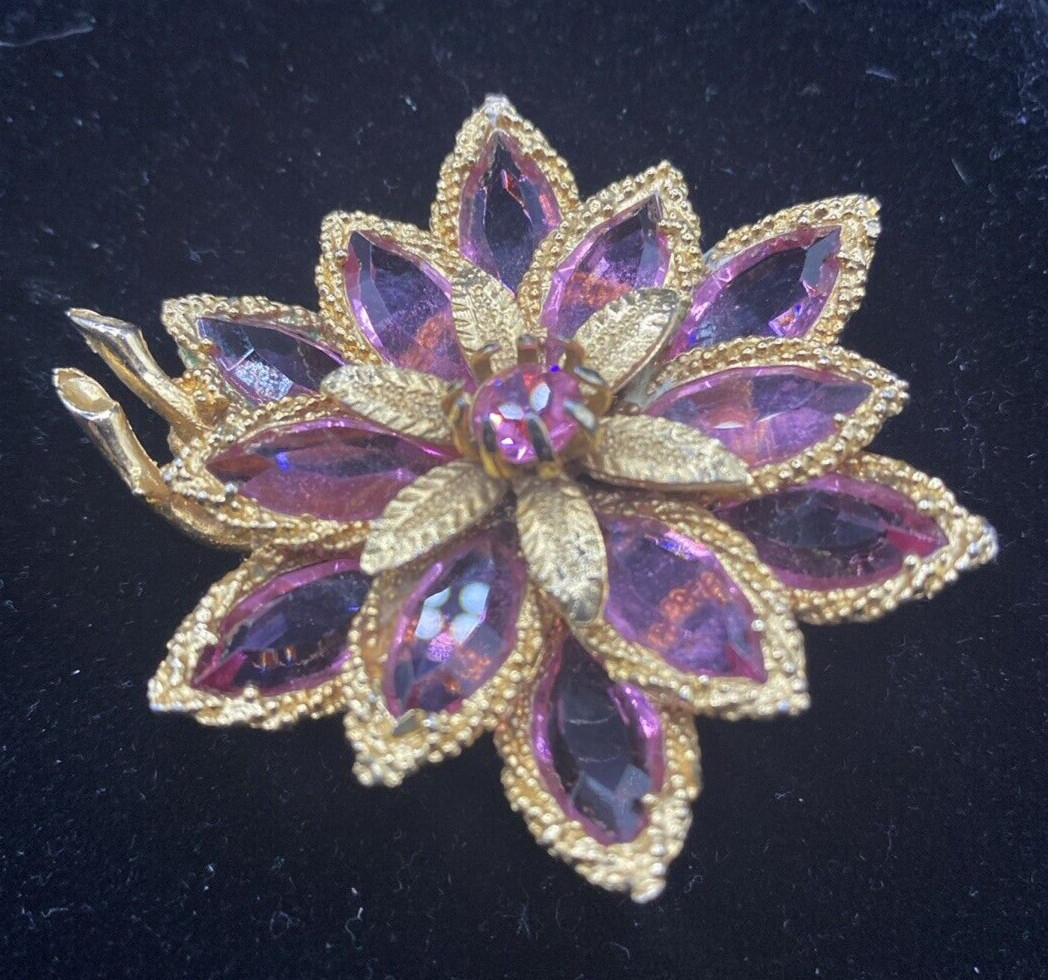 Vtg Flower Brooch Pin Gold Tone Filigree Layered Light Pink Crystals Barbiecore