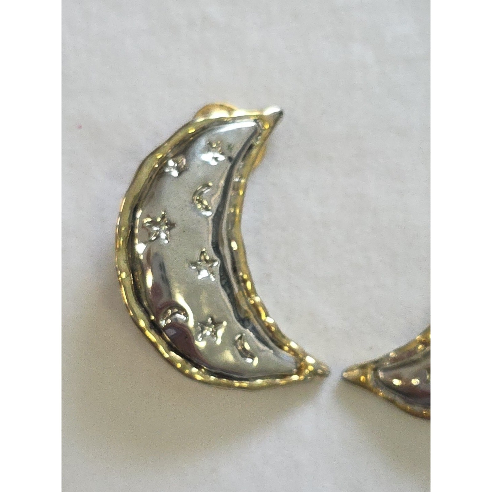 Vintage Unsigned JJ Jonette Jewelry Moon & Stars Clip On Earrings Mixed Metals