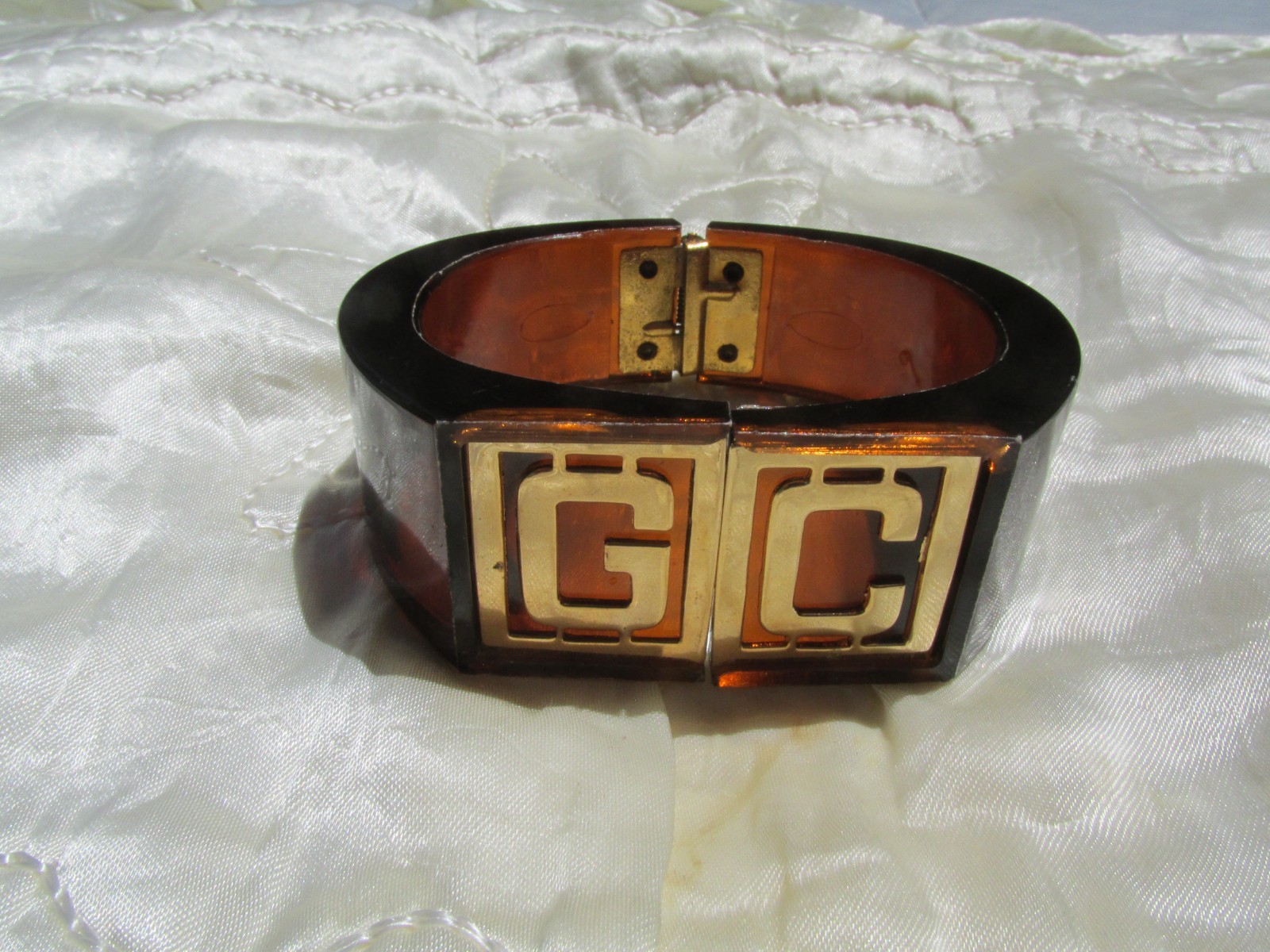 Vintage Lucite Clamper Bracelet GC Initials Brown 6.5″ Gold Plated Statement
