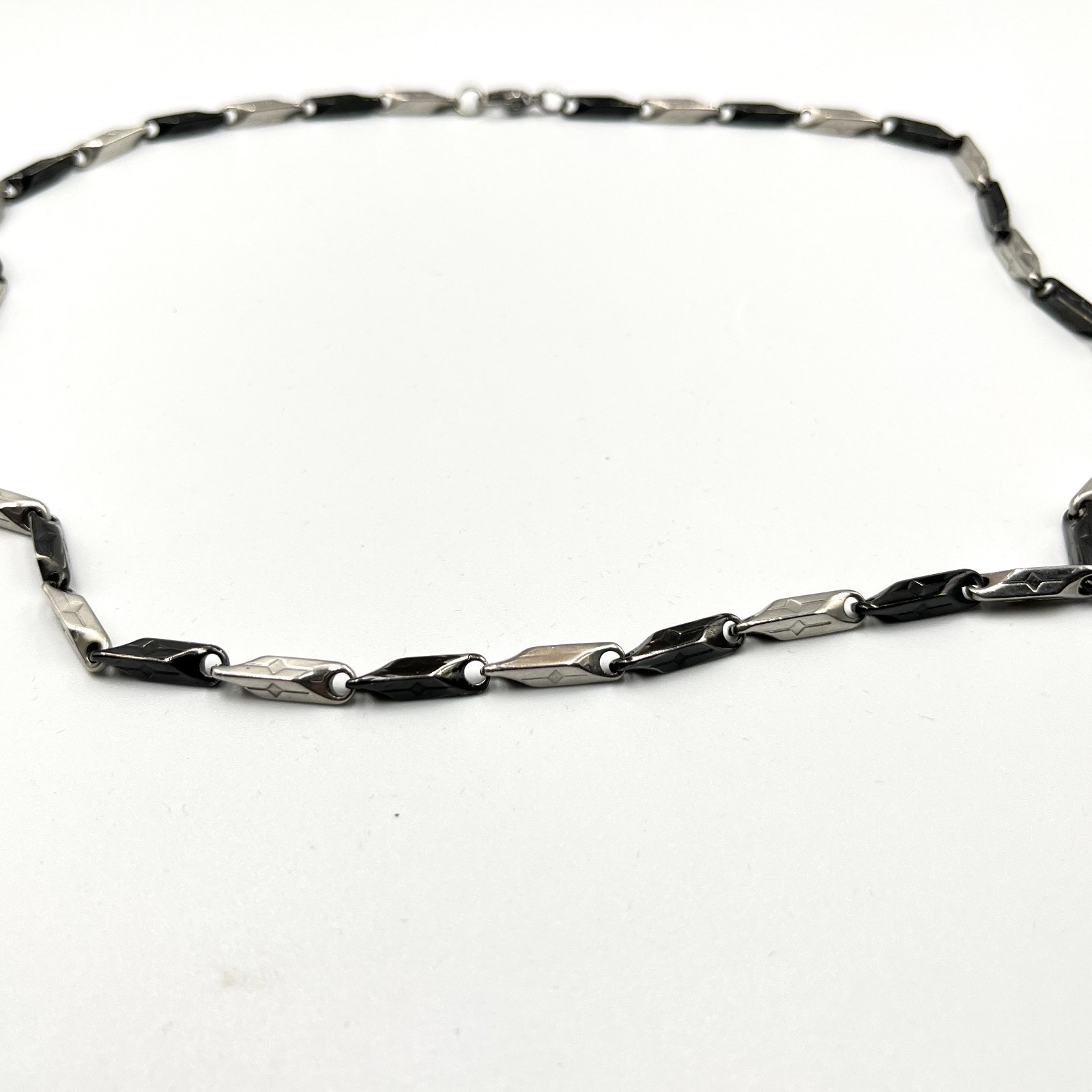Vintage Retro Two-Tone Silver & Black Bar Link Chain Necklace, Unisex Y2K Style