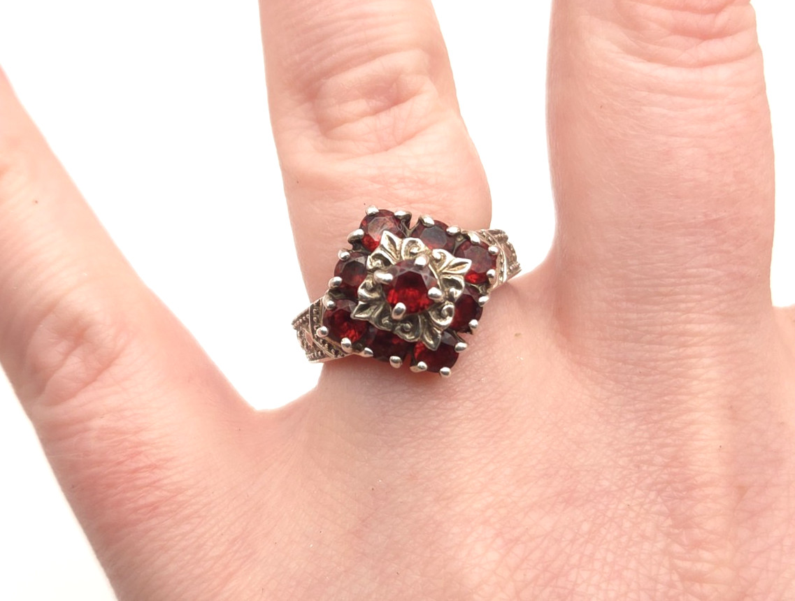 Vintage Sterling Silver Victorian Style Garnet Filigree Ring Signed CNA THAILAND