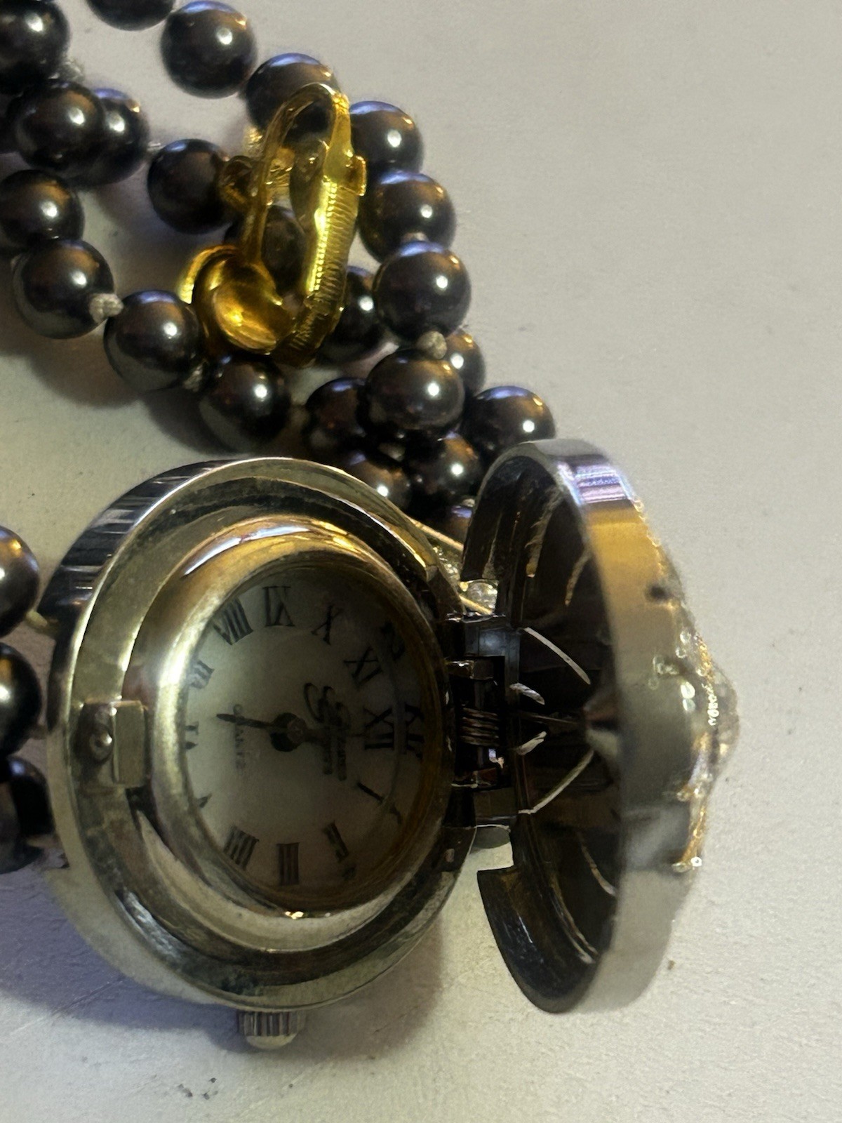 Gray Pearl Beaded Necklace with Round Locket Pendant, Gold Tone Box Clasp