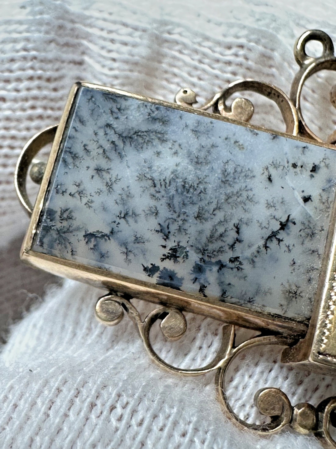 RARE ANTIQUE 14K SCOTTISH DENDRITIC (MOSS) AGATE BROOCH M940