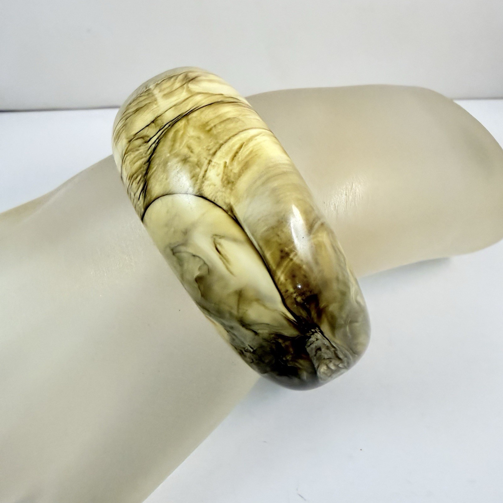 RARE Vintage HALSTON Couture Acrylic Lucite Swirl Cuff Bracelet Earth Tone