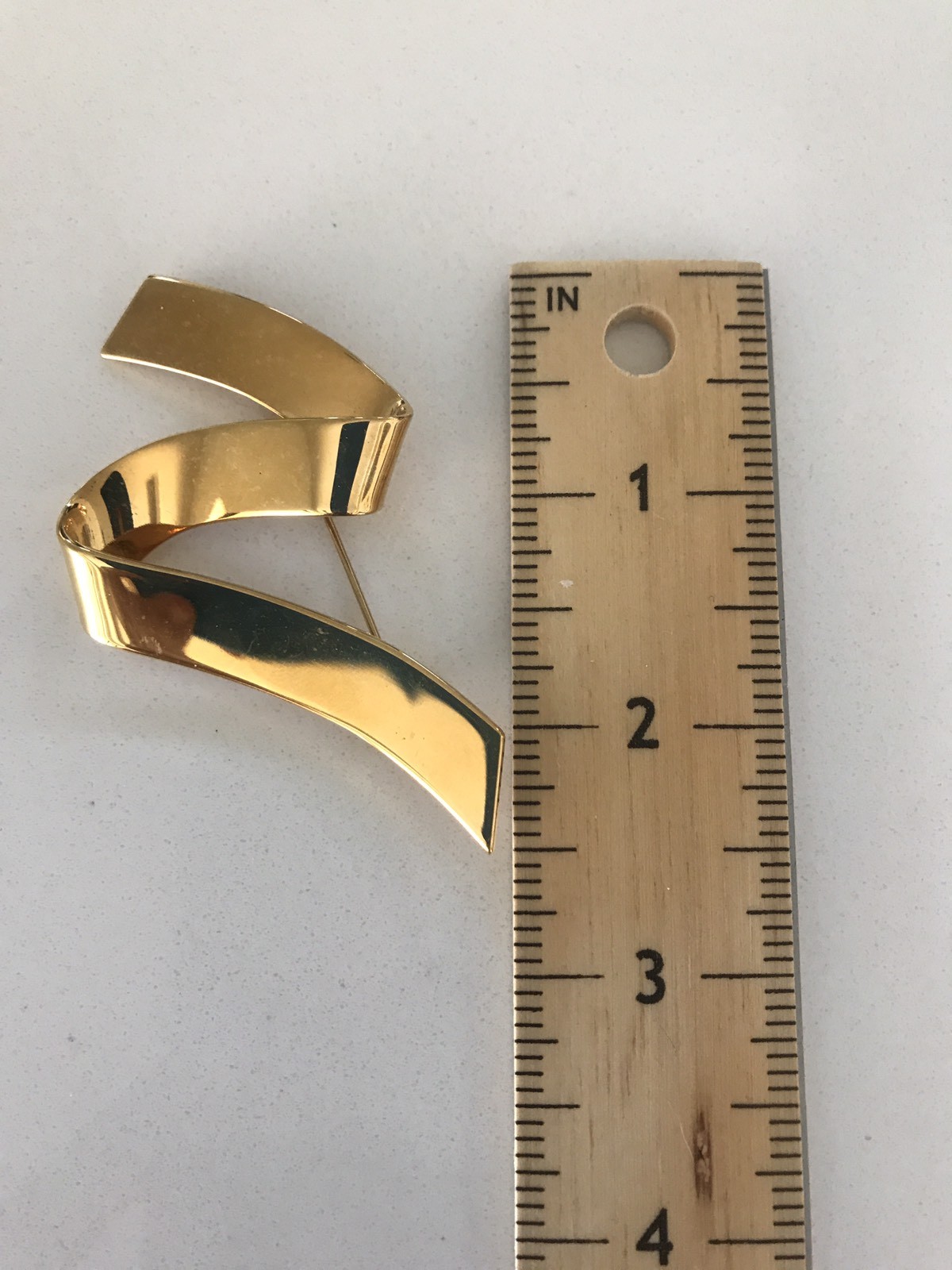 Vtg 1980s Monet Silver Zig Zag Ribbon Pin Goldtone Brooch Pin