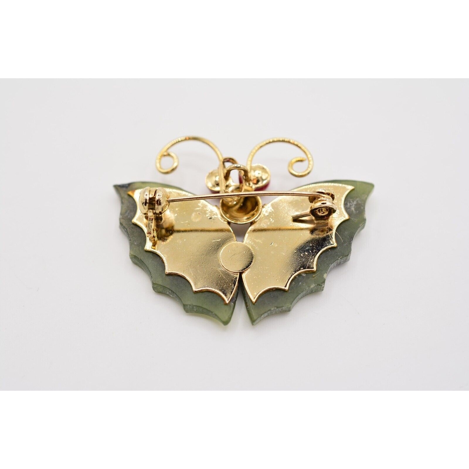 Vintage Butterfly Pin Brooch Green Cabochon Faux Jade Gold Tone 1970s BinAQ