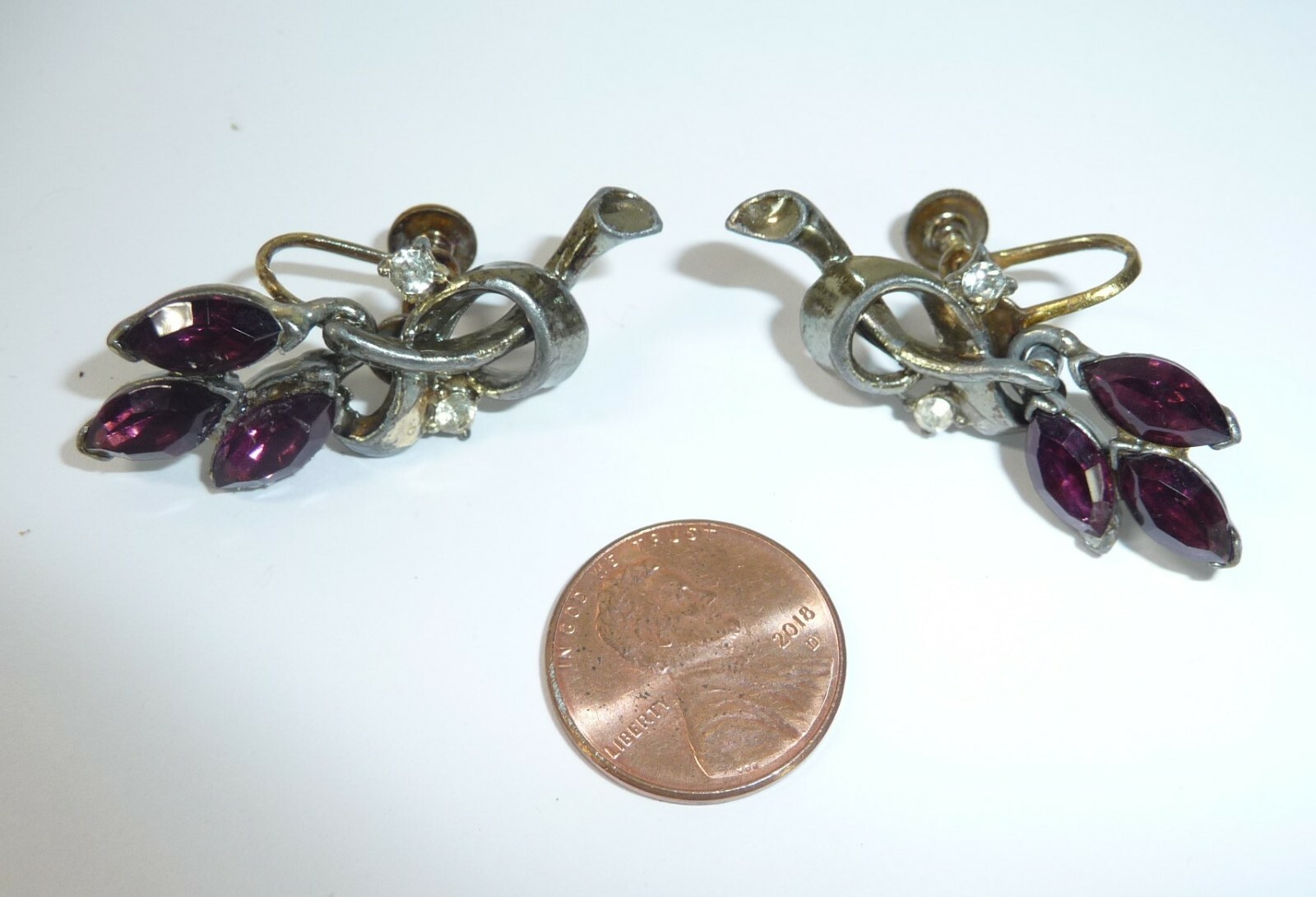Vintage Earrings Faceted Crystal Rhinestone Screw On USA Seller