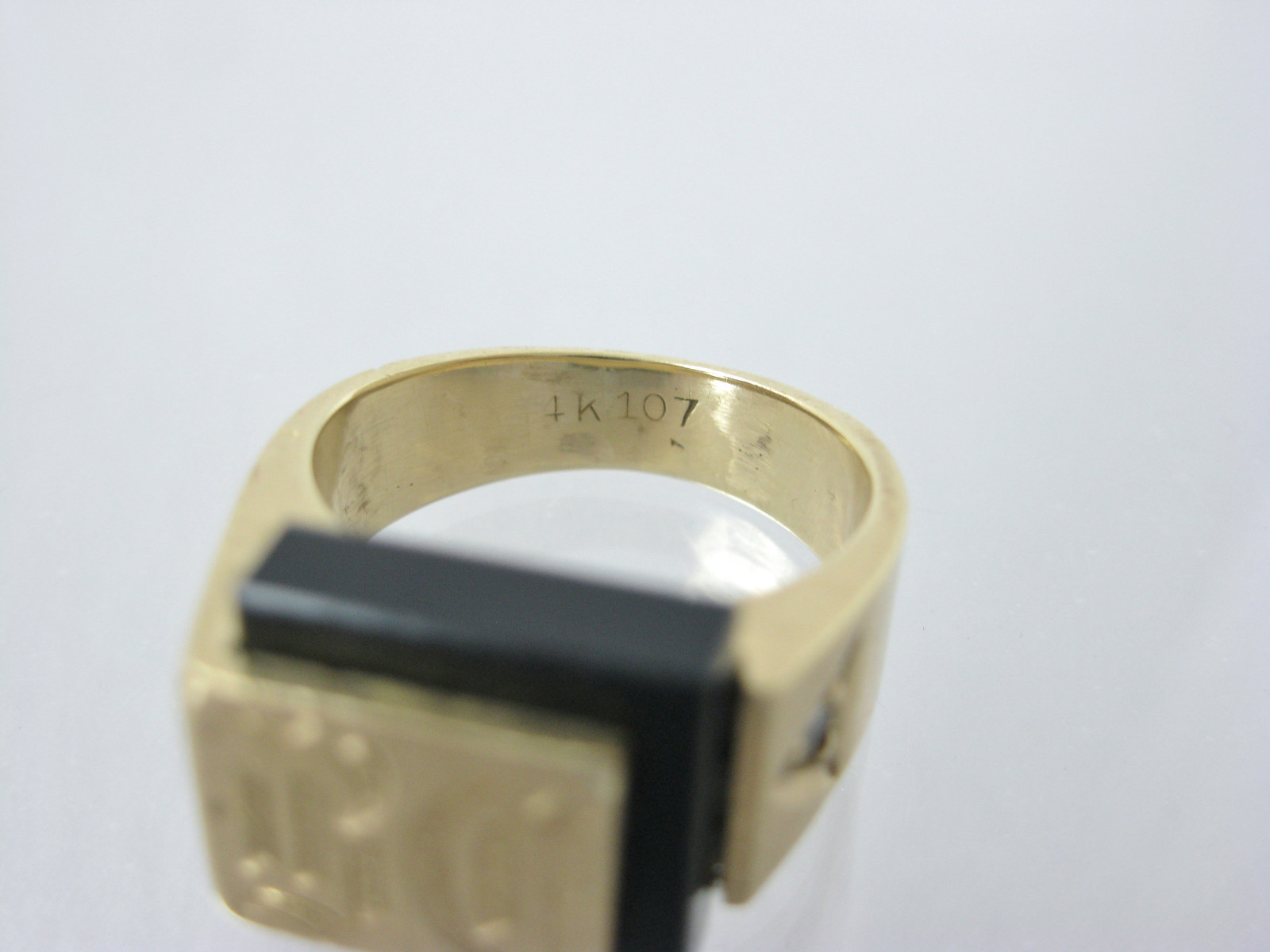 Vintage 14k Gold Onyx Diamond Mens Monogrammed BC Signet Ring Size 7