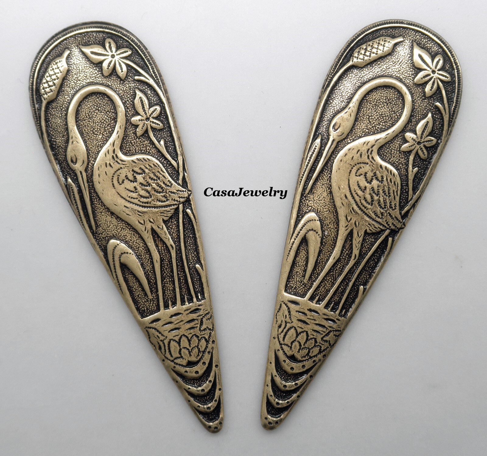 #5028 ANTIQUED GOLD REVERSE TEARDROP CRANE SCENE COMPONENT – 2 pcs
