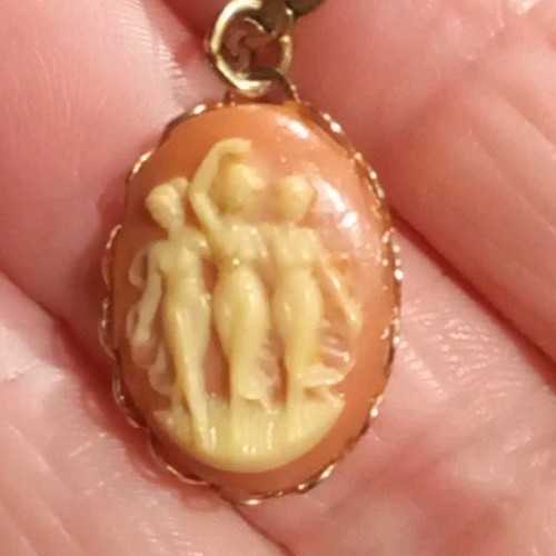 Vintage Mini Cameo Necklace