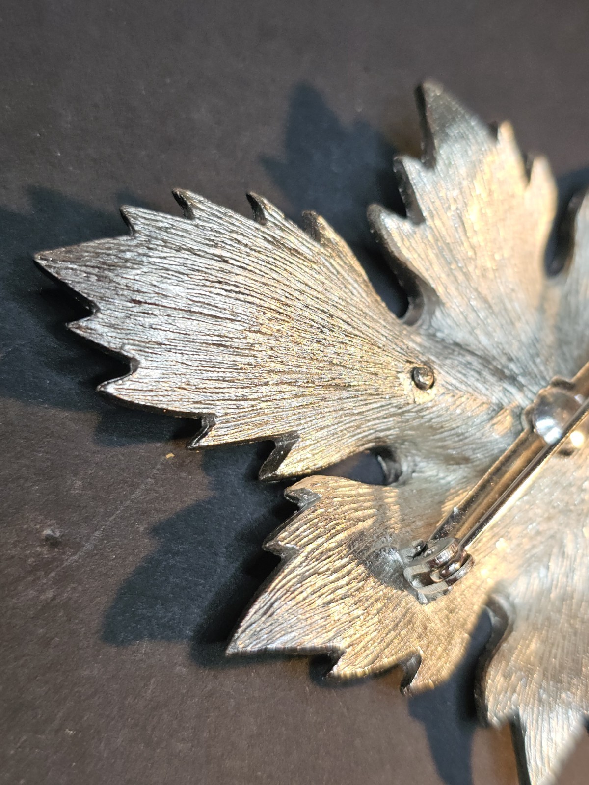 Vintage Maple Leaf Blue Silver Brooch Pewter Textured Fall Autumn Pin