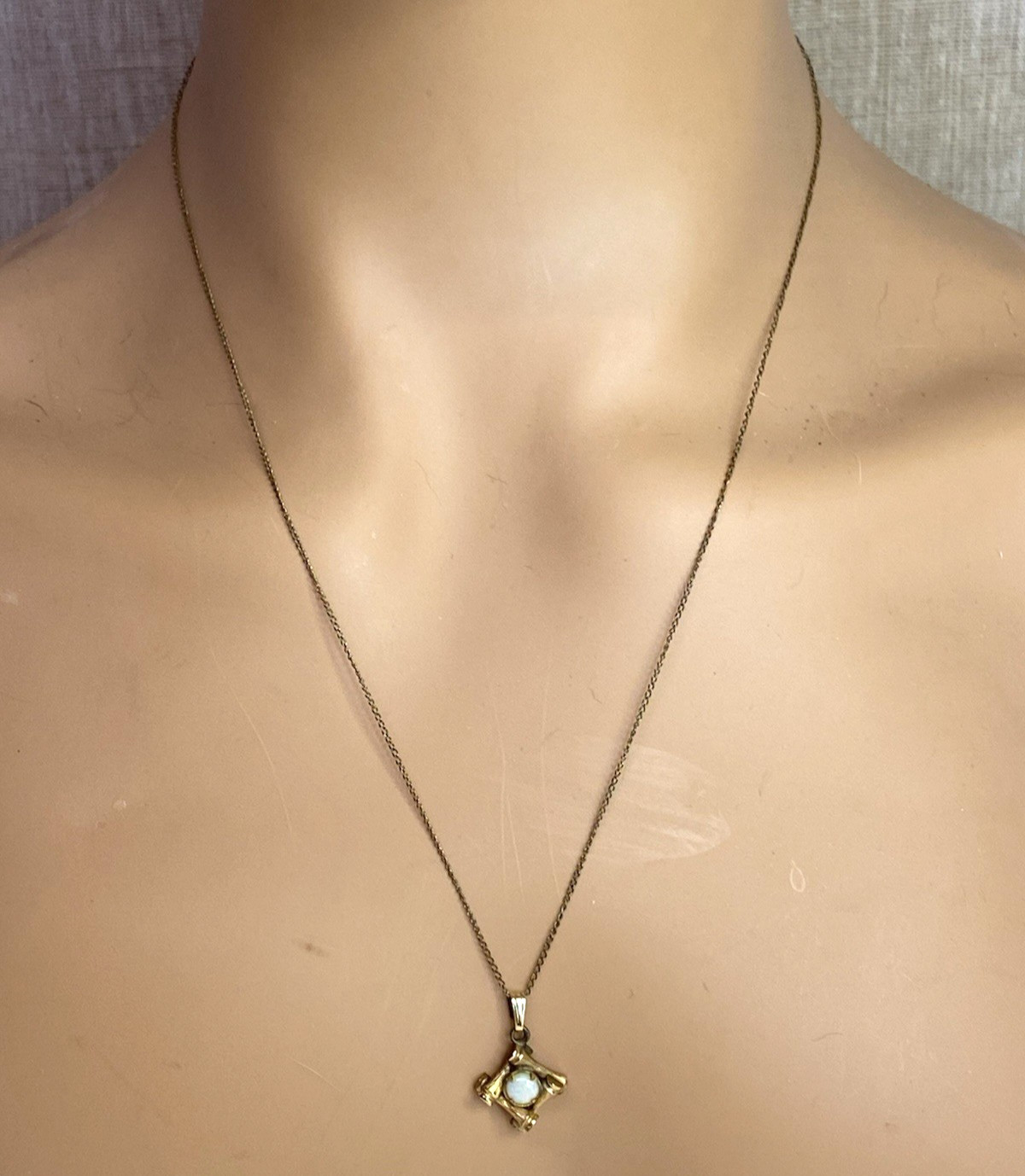 VINTAGE 12K GF Opal Pendant Necklace Bamboo Frame Gold Filled 22in Chain