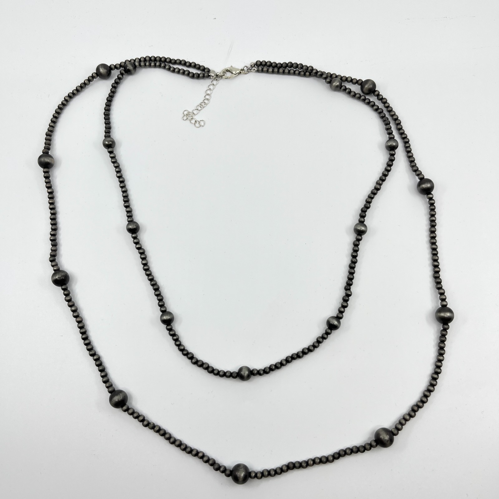 Vintage Southwestern Style Long Hematite Gray Beaded Strand Necklace Classic