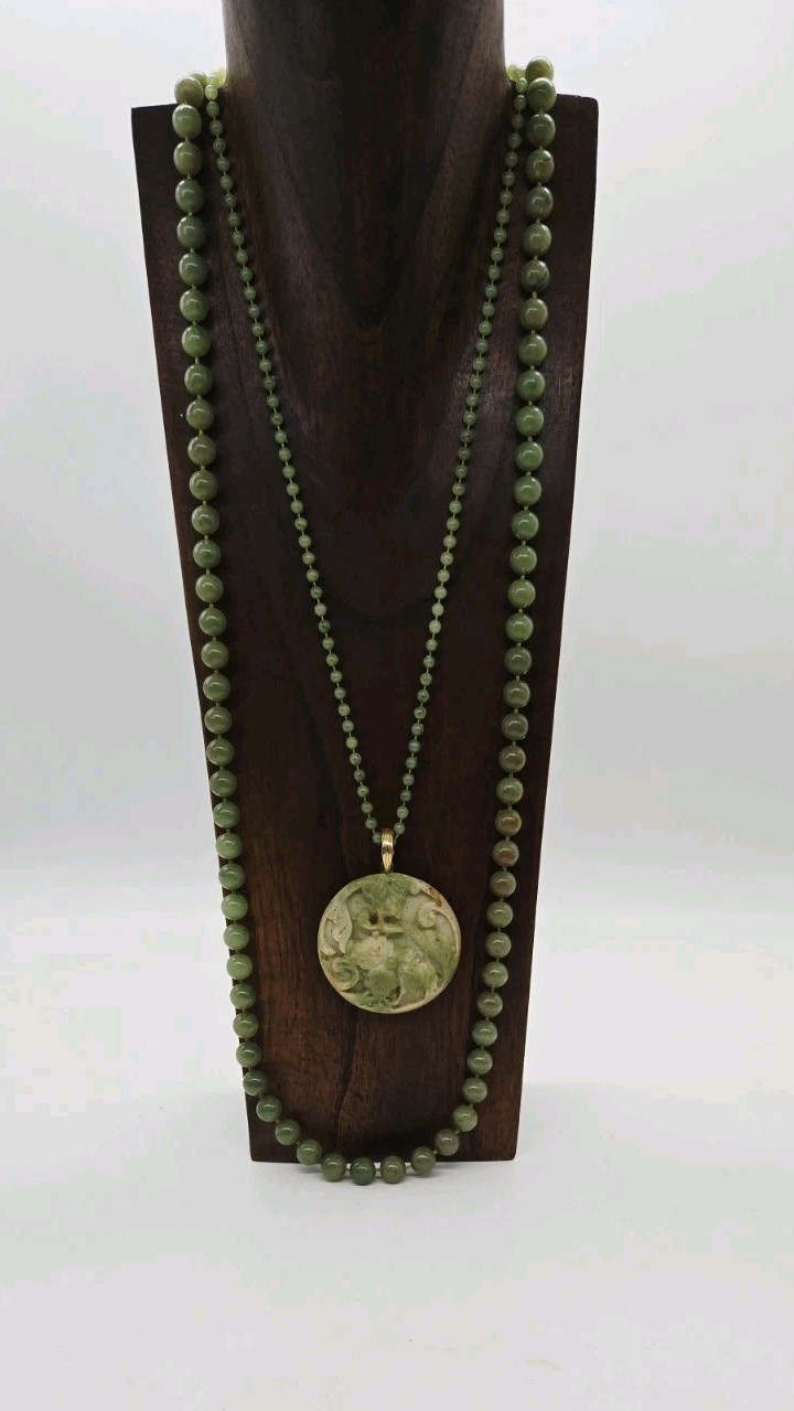 Chinese Jade Green Hand Carved Pendant Statement Necklace Layered two Row 25 in