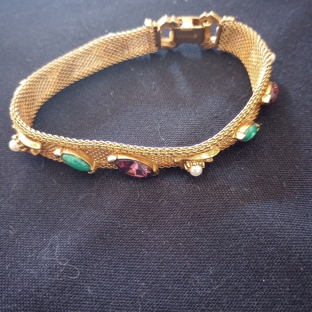 Vtg Signed FLORENZA Gold Tone Mesh Bracelet, Green & Purple Stones & Faux Pearls