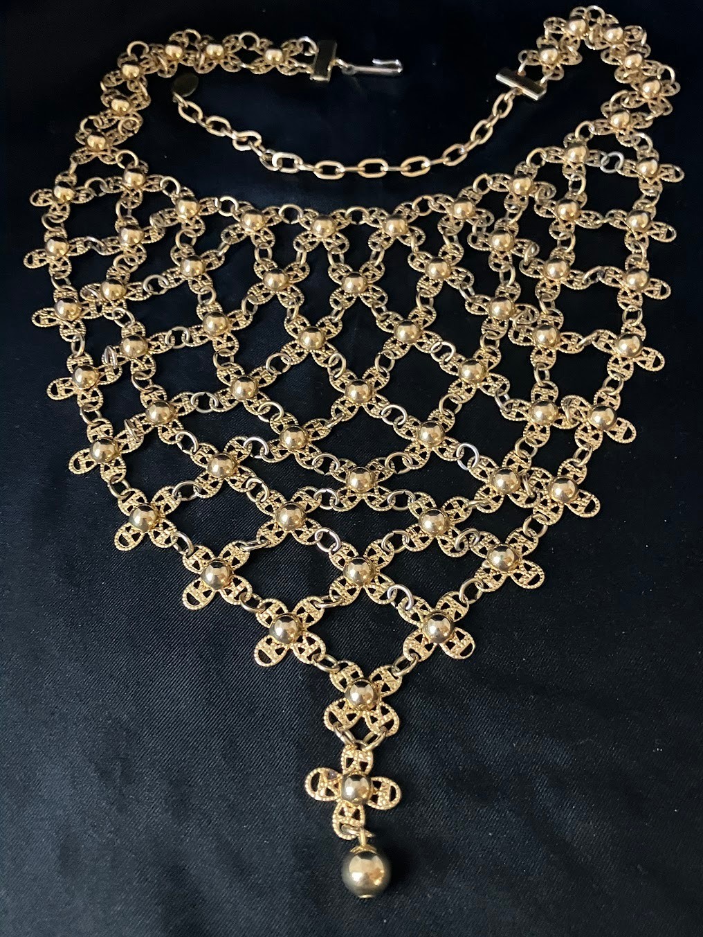 Vintage Flower Bib Necklace Ornate Adjustable Handkerchief Cascade Choker READ