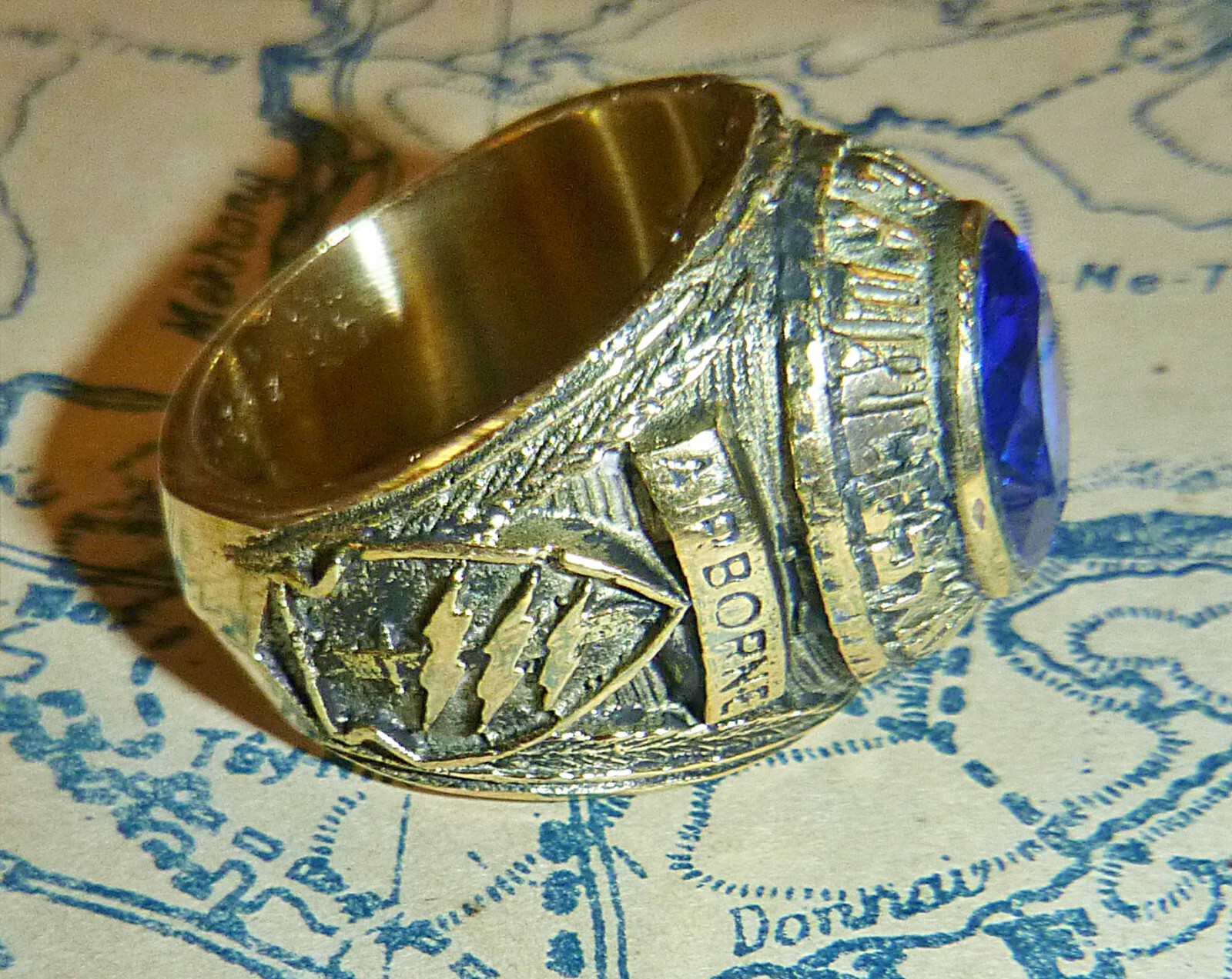 US Special Forces – MENS RING – Small Size 7.5 – Blue Stone – Vietnam War – R.6
