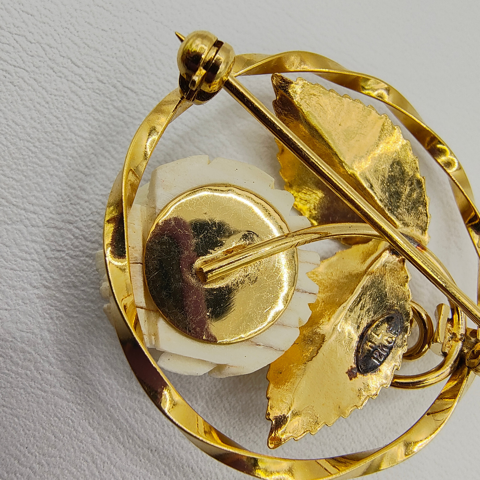 Vintage Karen Lynne Round Rose Brooch Pin 12K Gold Filled Carved Resin Signed