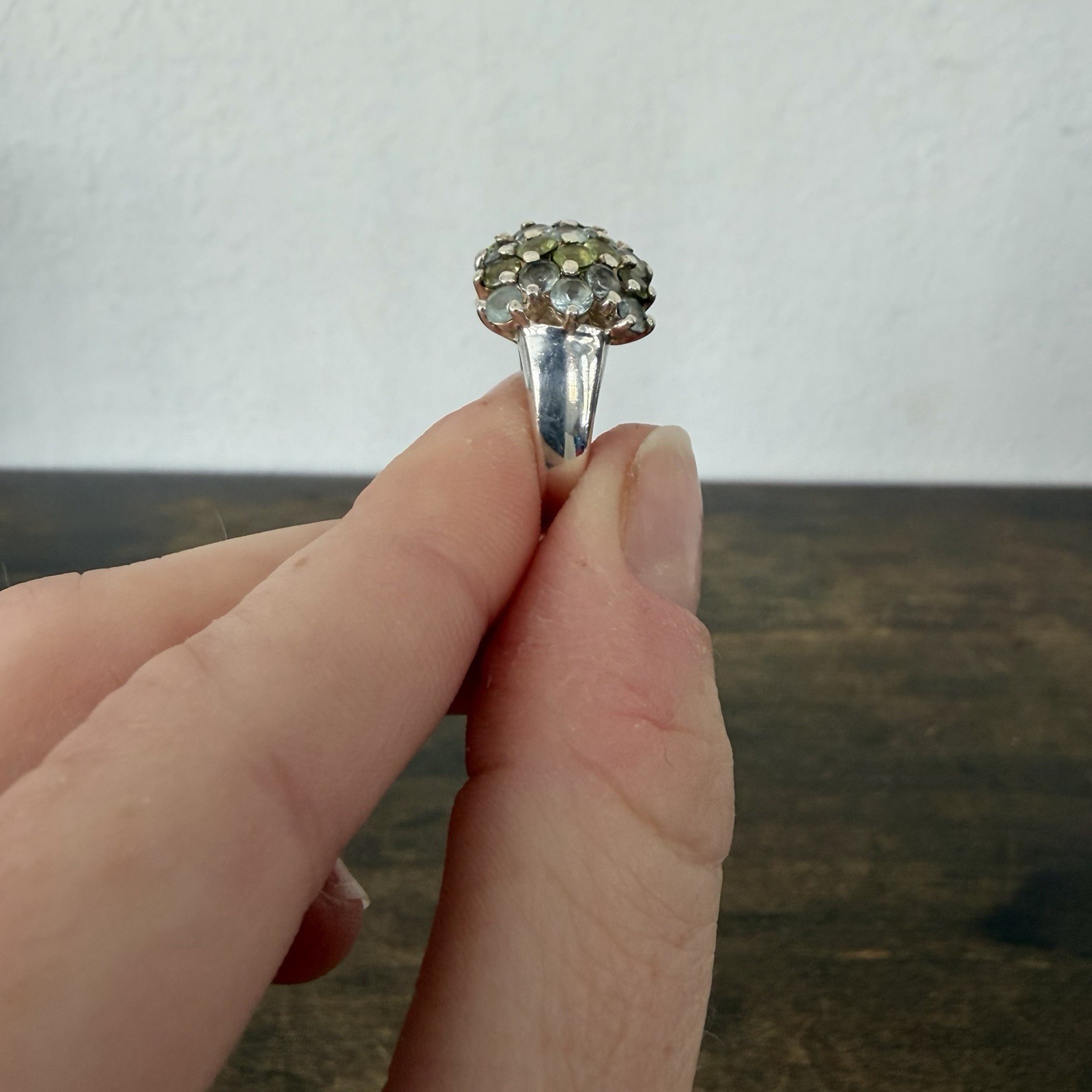 ESTATE Sterling Silver Blue Topaz Green Peridot Cluster Ring Size 6.75 READ