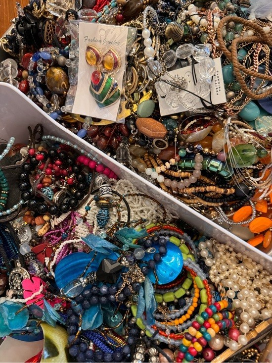 1 Lb of Assorted Jewelry Costume Mystery Resalable All Wearable BUY 3 GET 1 FREE