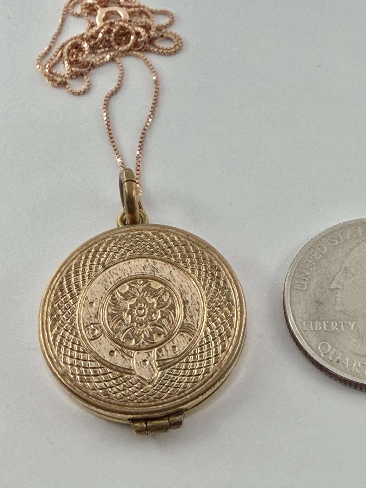 Antique Double Sided Rose Rolled Gold Flowers & Ribbon Design Locket Necklace