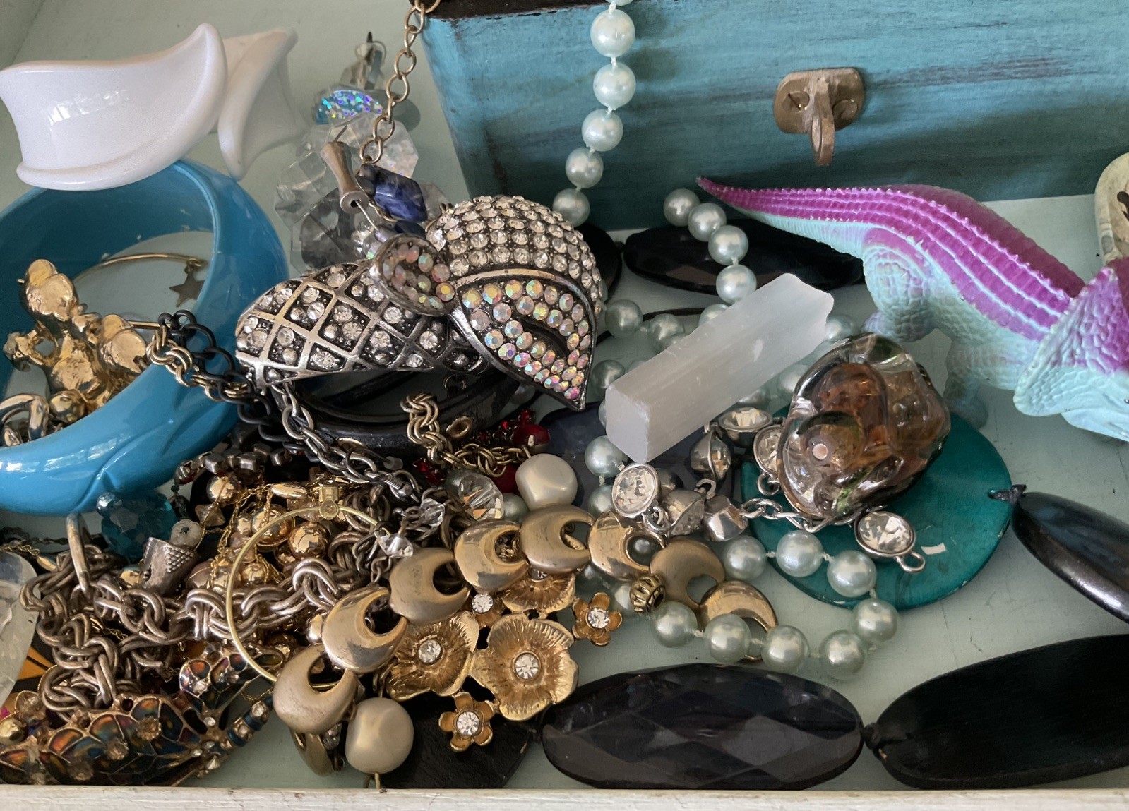 Vintage to modern Jewelry junk drawer Lot Harvest scrap wear repair Fun pieces!